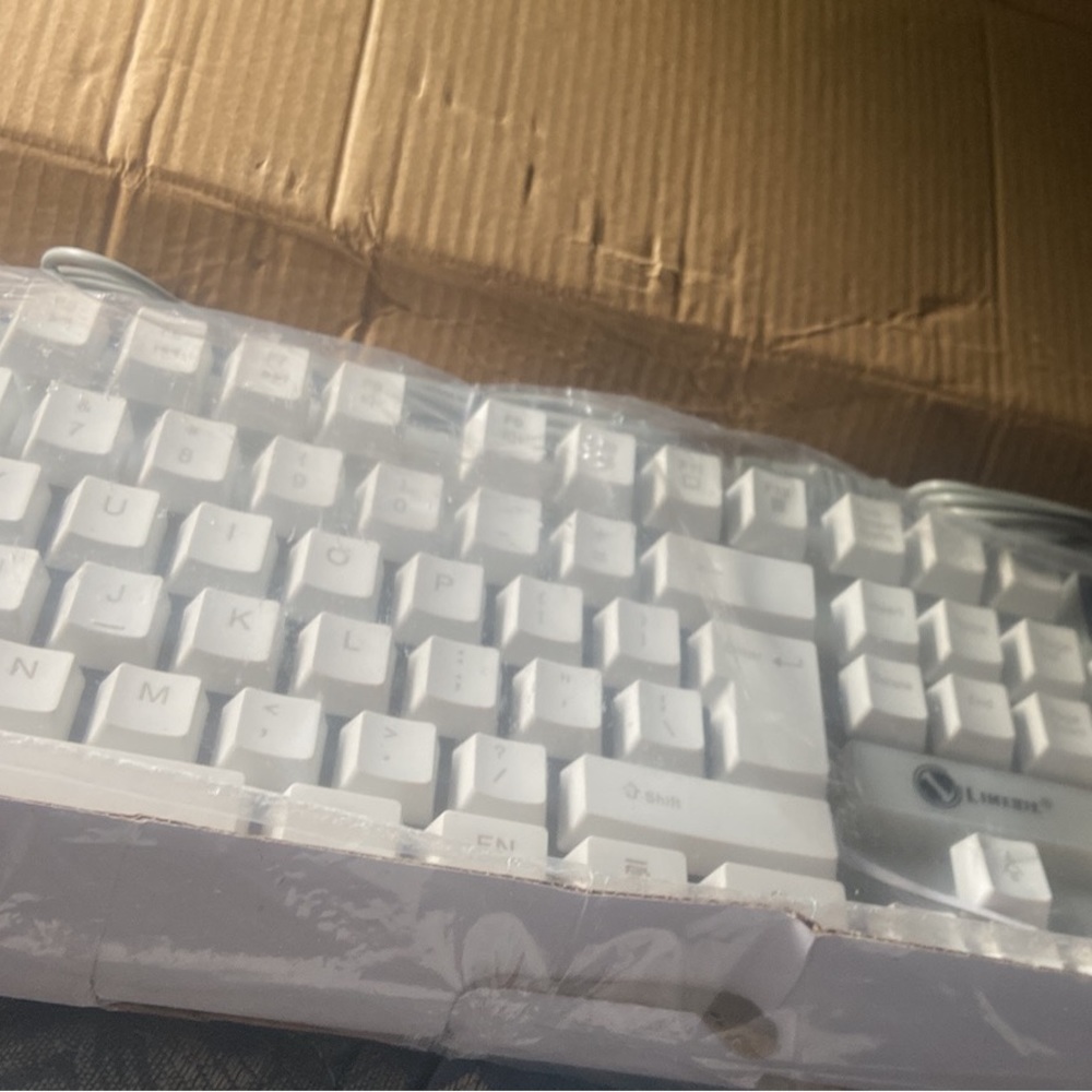 Keyboard and mouse - Picture 2 of 2